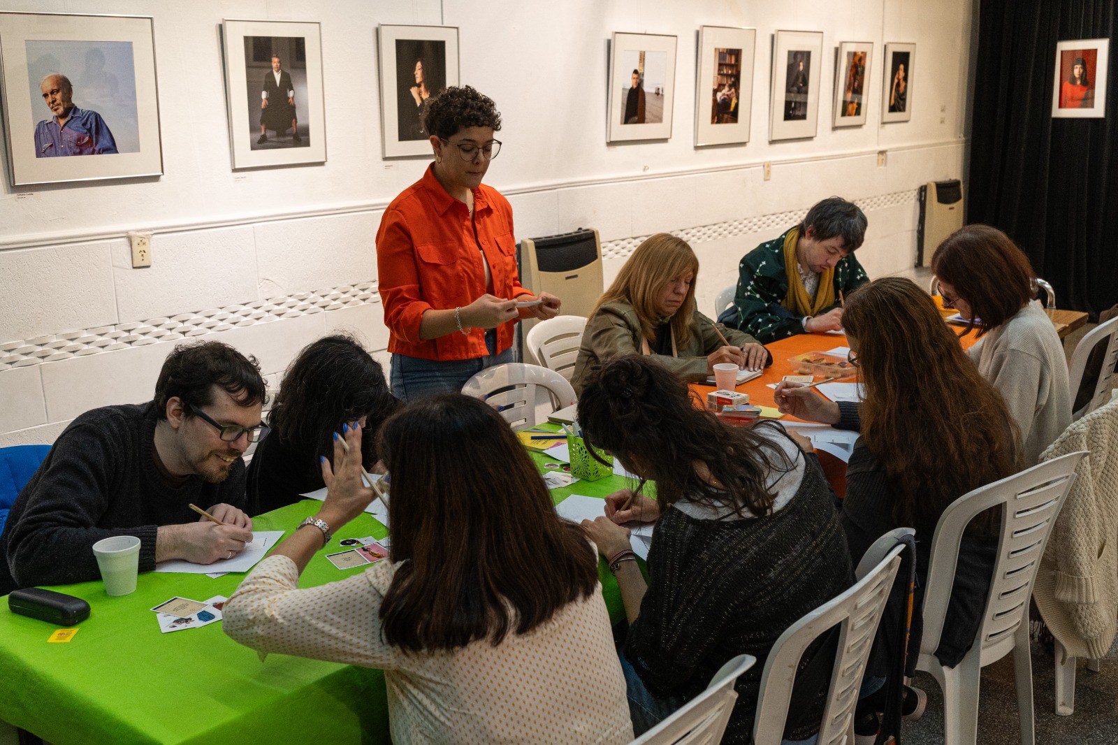 Taller creativo en una galería
